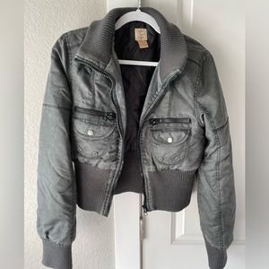 Pepper Large 90s Bomber/Puffy Cropped Jacket